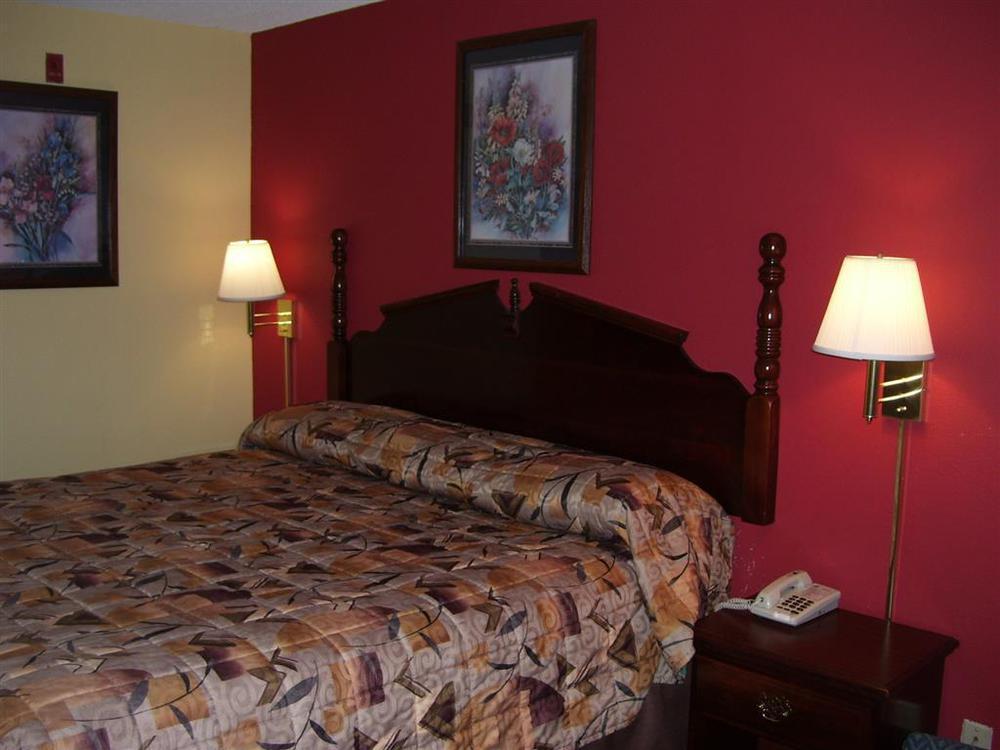 Motel 6 Knoxville, Tn - East Room photo
