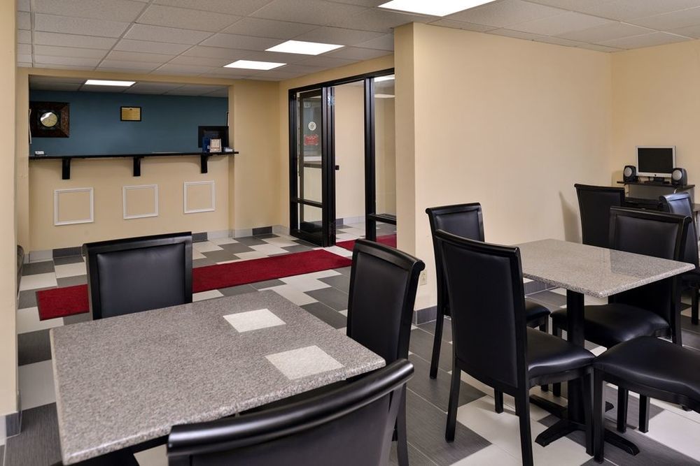 Motel 6 Knoxville, Tn - East Restaurant photo